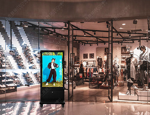 LED廣告機 戶外LED廣告機.jpg LED廣告機 戶外LED廣告機.jpg